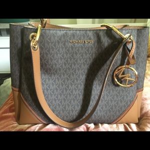 Michael Kora handbag